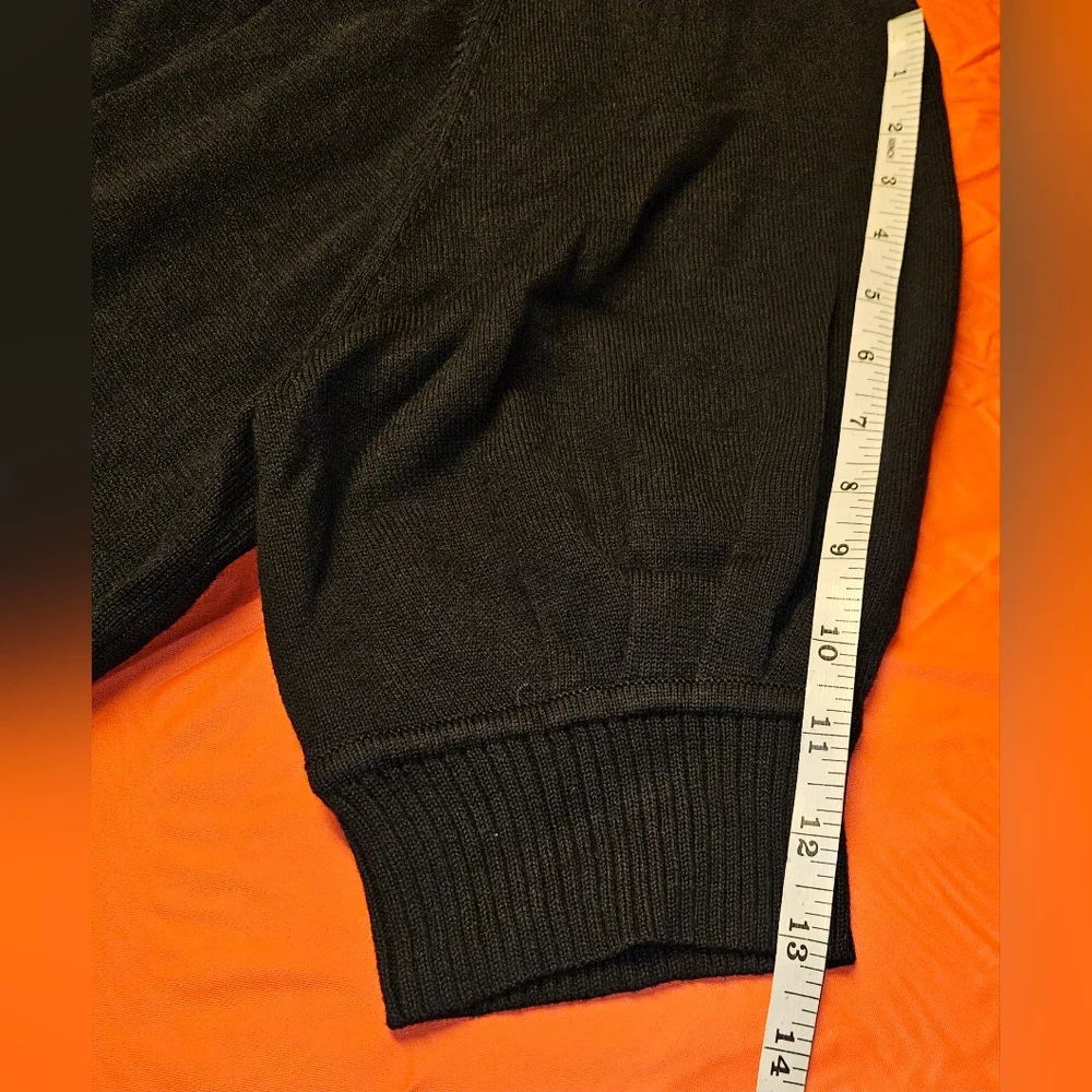 23rdSt Black Turtleneck Short Sleeve w/Keyhole Neckline Vintage E.U.C. - Picture 8 of 8